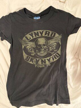 Junk Food Lynyrd Skynyrd Tour '76 Tiny Sexy Vintage Concert Rock Tee
